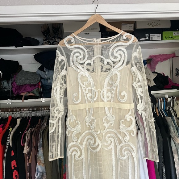 Temperley London Catroux Embroidered layered Tulle ivory cream dress 8 - Picture 11 of 16